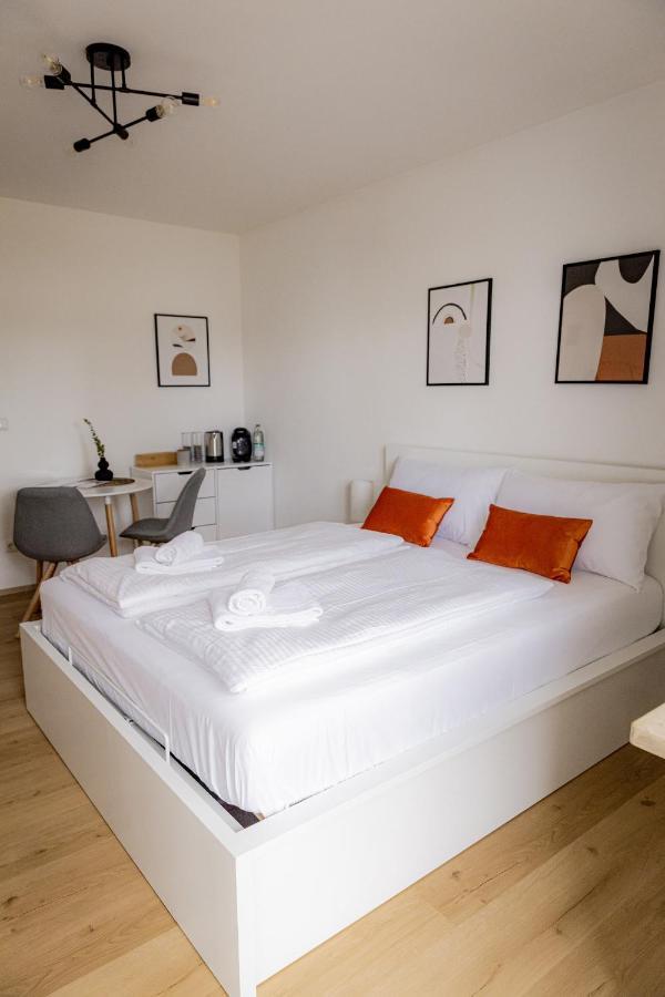 !Goldpath! Passau - Spitalhof I Modern I Wlan I Kueche I Balkon I Smarttv Mit Wipu Apartment Luaran gambar